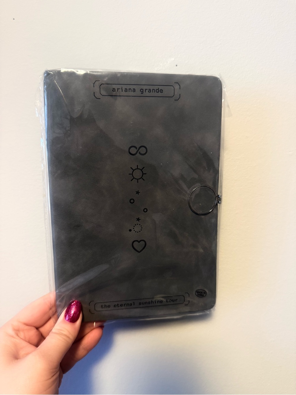 Ariana Grande Journal